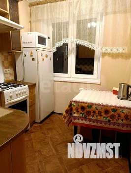 2-к квартира, вторичка, 49м2, 5/5 этаж
