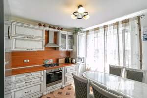 4-к квартира, вторичка, 97м2, 5/6 этаж