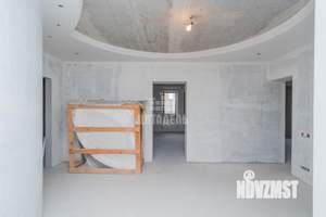4-к квартира, вторичка, 143м2, 7/14 этаж