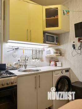 2-к квартира, вторичка, 42м2, 1/3 этаж