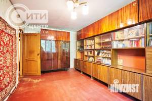 3-к квартира, вторичка, 61м2, 1/5 этаж