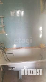 2-к квартира, вторичка, 42м2, 5/5 этаж