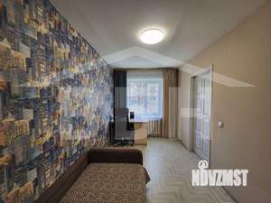 2-к квартира, вторичка, 42м2, 1/5 этаж