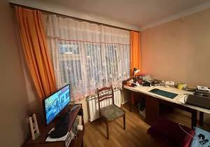 2-к квартира, вторичка, 43м2, 1/5 этаж