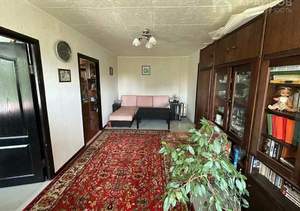 4-к квартира, вторичка, 63м2, 5/5 этаж