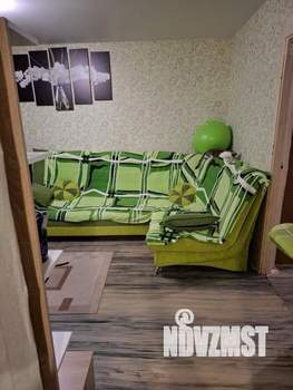 3-к квартира, вторичка, 56м2, 1/9 этаж