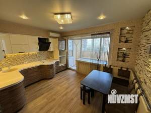 3-к квартира, вторичка, 100м2, 9/10 этаж