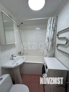 2-к квартира, вторичка, 43м2, 4/4 этаж