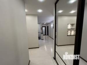 3-к квартира, вторичка, 93м2, 8/17 этаж