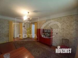 2-к квартира, вторичка, 40м2, 1/5 этаж