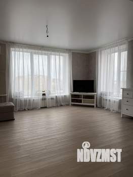 3-к квартира, вторичка, 97м2, 14/17 этаж