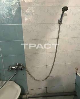 2-к квартира, вторичка, 42м2, 1/5 этаж