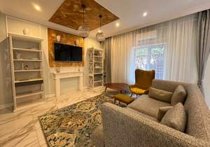 4-к квартира, вторичка, 161м2, 1/2 этаж