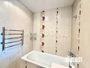 3-к квартира, вторичка, 104м2, 2/4 этаж