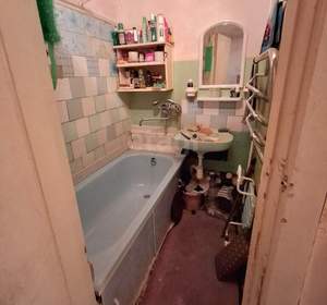 3-к квартира, вторичка, 61м2, 3/5 этаж