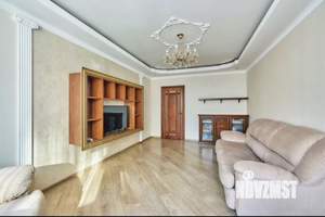 3-к квартира, вторичка, 81м2, 10/18 этаж