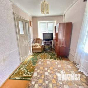 2-к квартира, вторичка, 42м2, 3/4 этаж