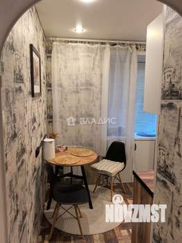 3-к квартира, вторичка, 54м2, 1/9 этаж