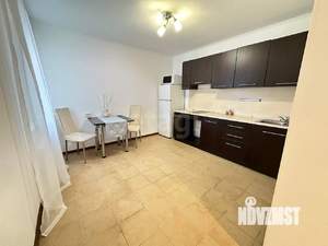 2-к квартира, вторичка, 63м2, 13/16 этаж