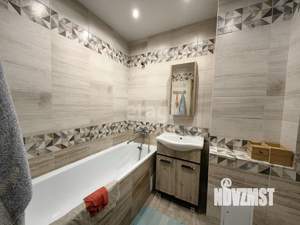 2-к квартира, вторичка, 61м2, 18/18 этаж