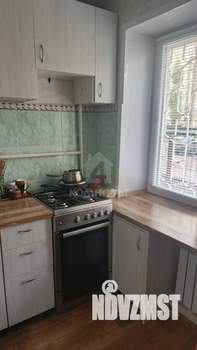 3-к квартира, вторичка, 58м2, 1/5 этаж