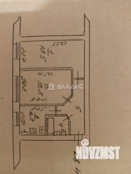 2-к квартира, вторичка, 42м2, 1/4 этаж