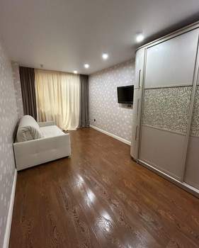 2-к квартира, вторичка, 62м2, 11/17 этаж