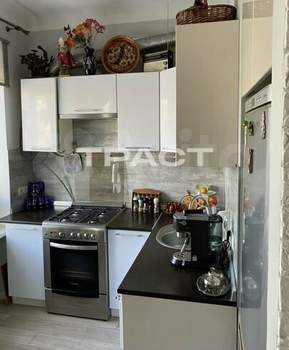 2-к квартира, вторичка, 43м2, 3/3 этаж