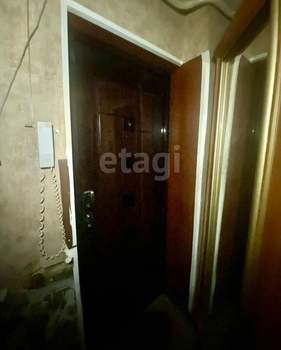 2-к квартира, вторичка, 45м2, 1/5 этаж