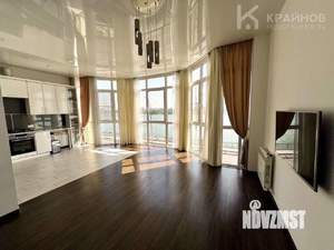 4-к квартира, вторичка, 104м2, 2/4 этаж