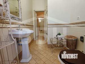 3-к квартира, вторичка, 137м2, 4/8 этаж