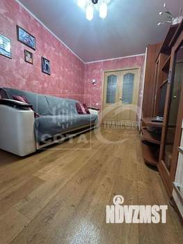 3-к квартира, вторичка, 52м2, 1/4 этаж