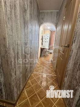 3-к квартира, вторичка, 52м2, 1/4 этаж