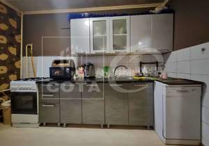 3-к квартира, вторичка, 60м2, 10/10 этаж