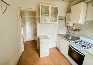 2-к квартира, вторичка, 42м2, 4/5 этаж