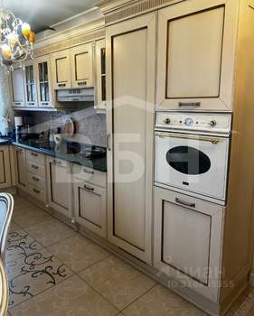 3-к квартира, вторичка, 141м2, 9/9 этаж