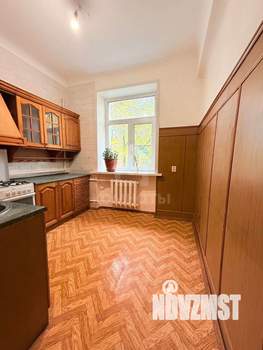 4-к квартира, вторичка, 101м2, 3/5 этаж