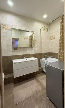2-к квартира, вторичка, 71м2, 2/4 этаж