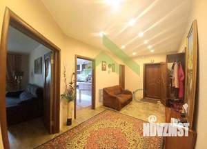 3-к квартира, вторичка, 103м2, 2/10 этаж