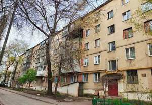 4-к квартира, вторичка, 63м2, 5/5 этаж