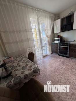 2-к квартира, вторичка, 64м2, 6/17 этаж