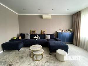 4-к квартира, вторичка, 215м2, 1/3 этаж