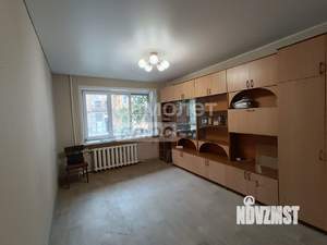 2-к квартира, вторичка, 40м2, 1/5 этаж
