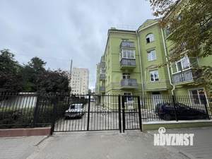 2-к квартира, вторичка, 39м2, 1/4 этаж