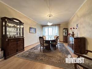 4-к квартира, вторичка, 118м2, 3/9 этаж