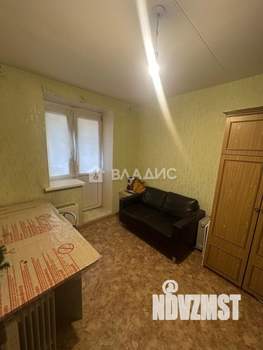 2-к квартира, вторичка, 60м2, 1/10 этаж