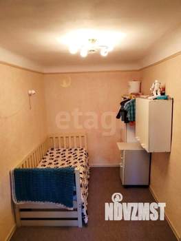 2-к квартира, вторичка, 42м2, 1/4 этаж