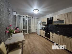 2-к квартира, вторичка, 65м2, 13/17 этаж