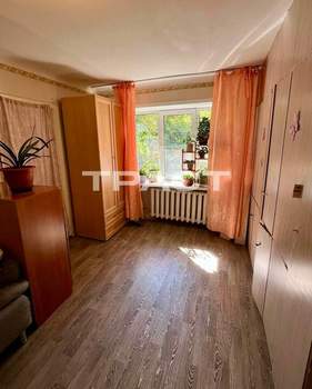 2-к квартира, вторичка, 42м2, 1/5 этаж
