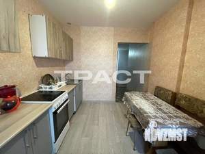 3-к квартира, вторичка, 74м2, 1/25 этаж